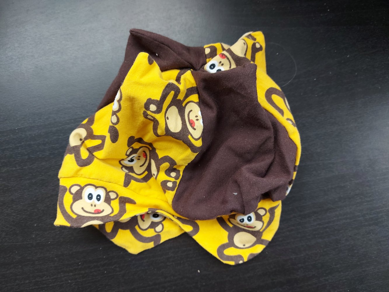 Süßes Affenmützchen für Babys 