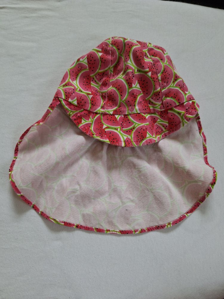 niedlicher Sommerhut mit Melonen für Babys mit Nackenkrempe, Gr. 50/51