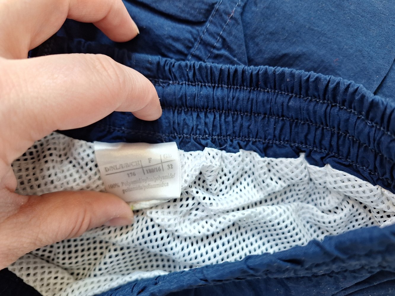 blaue Herren-Badeshorts Gr. 176