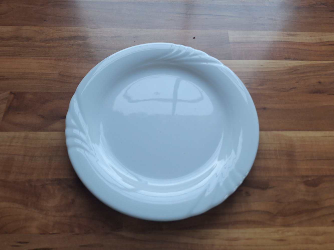 weißer Kuchenteller von Eschenbach Ambiente