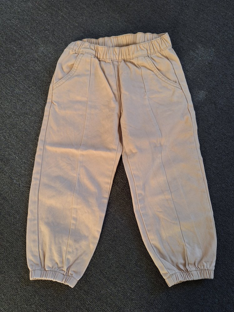Beige Hose Gr. 98 sandfarben creme