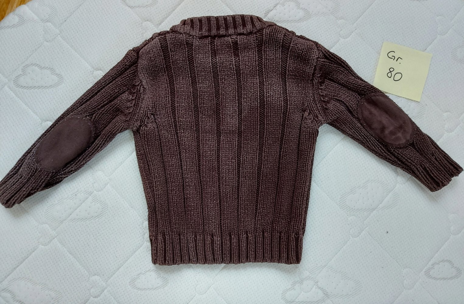 braune Baby-Strickjacke mit Elbow-Patches, Gr. 80