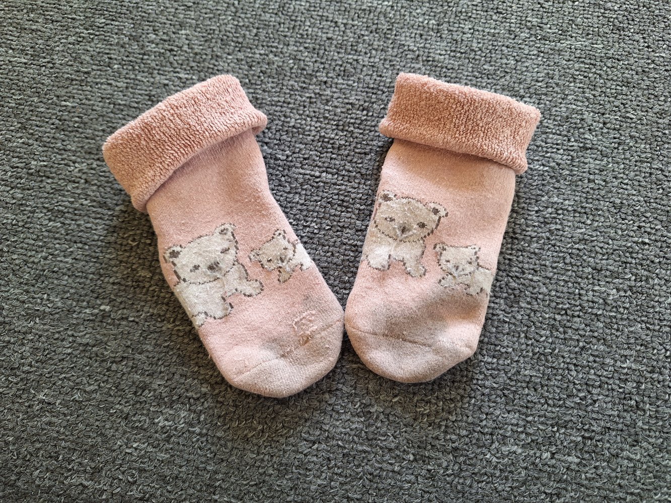 rosa Eisbärchensocken für Babys Stoppersocken