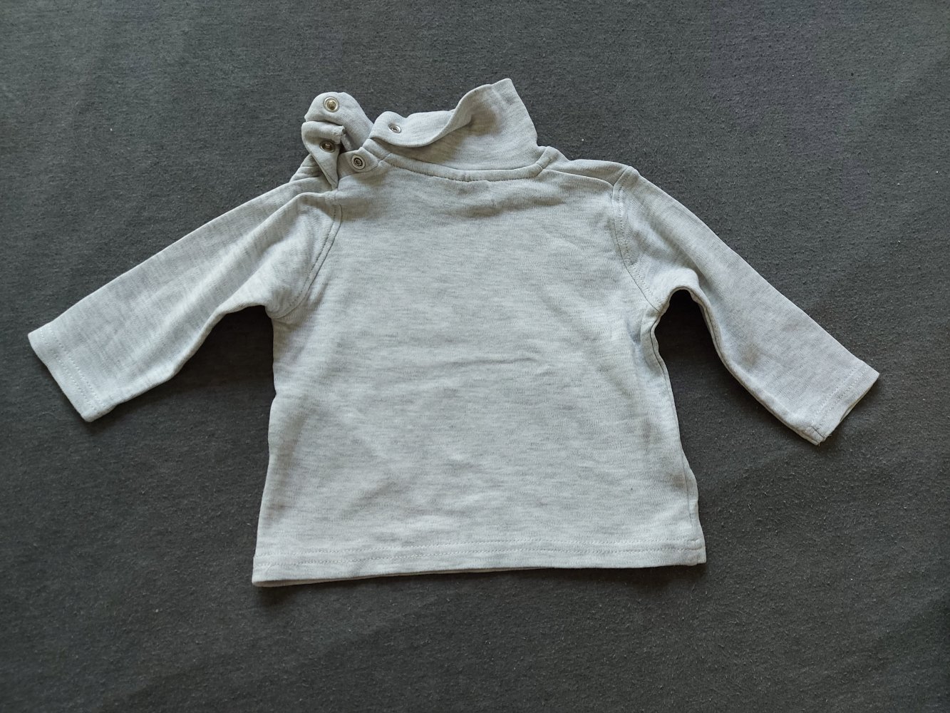 langärmliger grauer Babypullover mit Waldtieren great outdoors Gr. 68