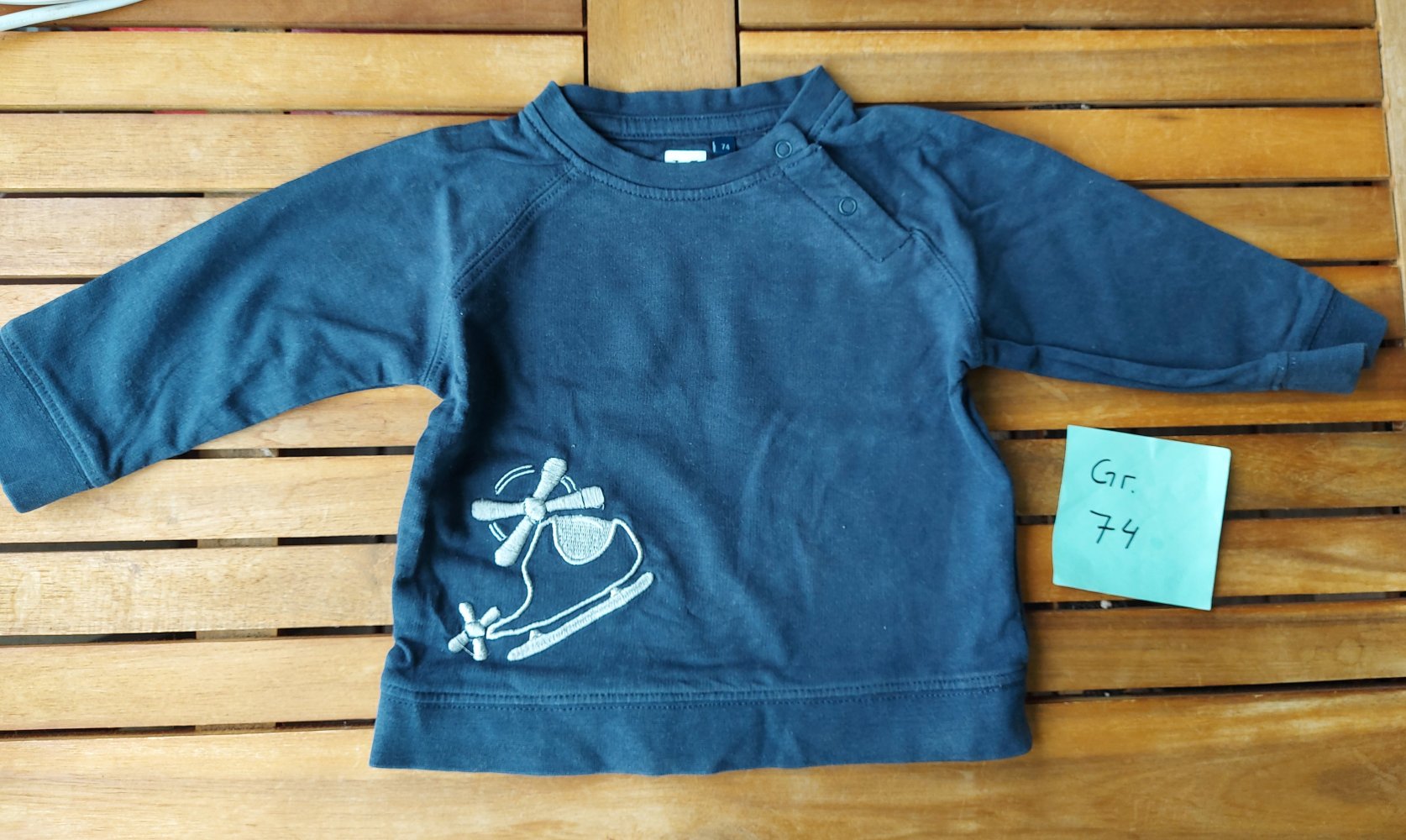 langärmliger dunkelblauer Babypullover mit Hubschraubermotiv Gr. 74 Longsleeve