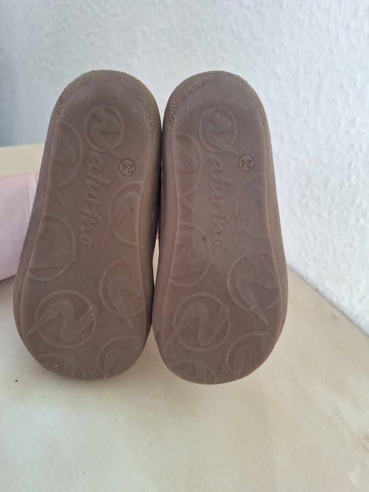 Naturino Lauflerner Schuhe Erdbeeren Gr. 24