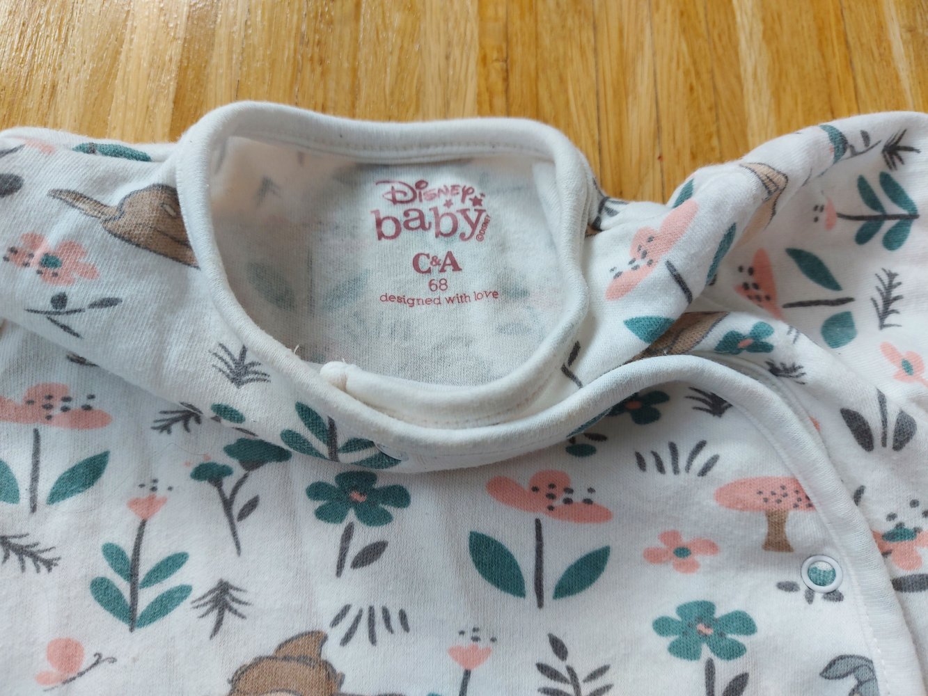 weißer Bambi-Baby-Schlafanzug Gr. 68