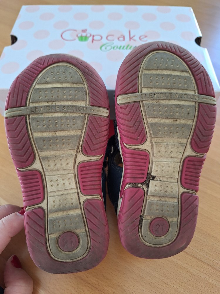 Blümchensandalen Gr. 21