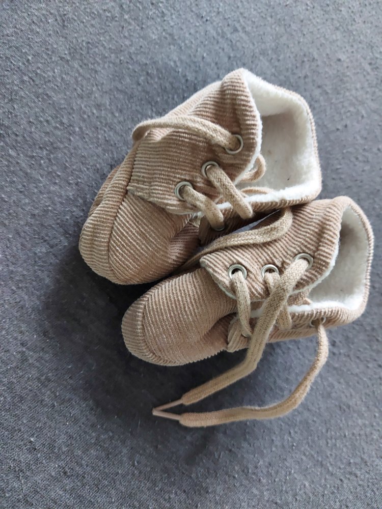 beige Babyschühchen / Erstlingsschühchen