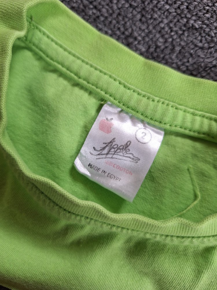 Apfelgrünes Nike T-Shirt, ca. Gr. 92