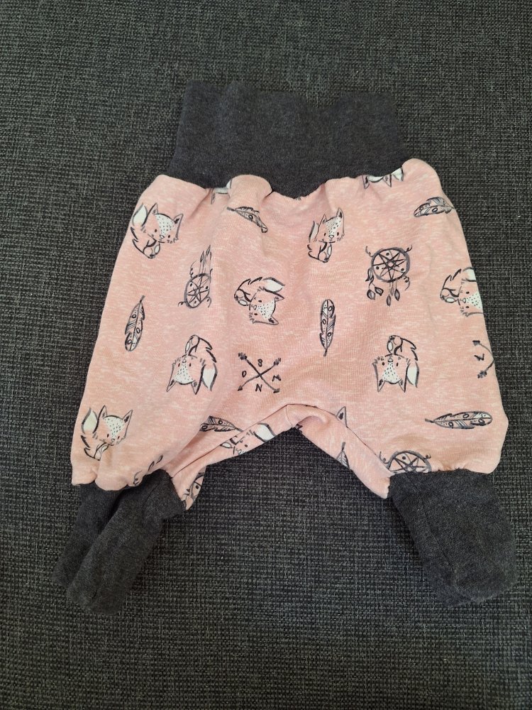 Bequeme rosa Pumphose mit breitem Bund