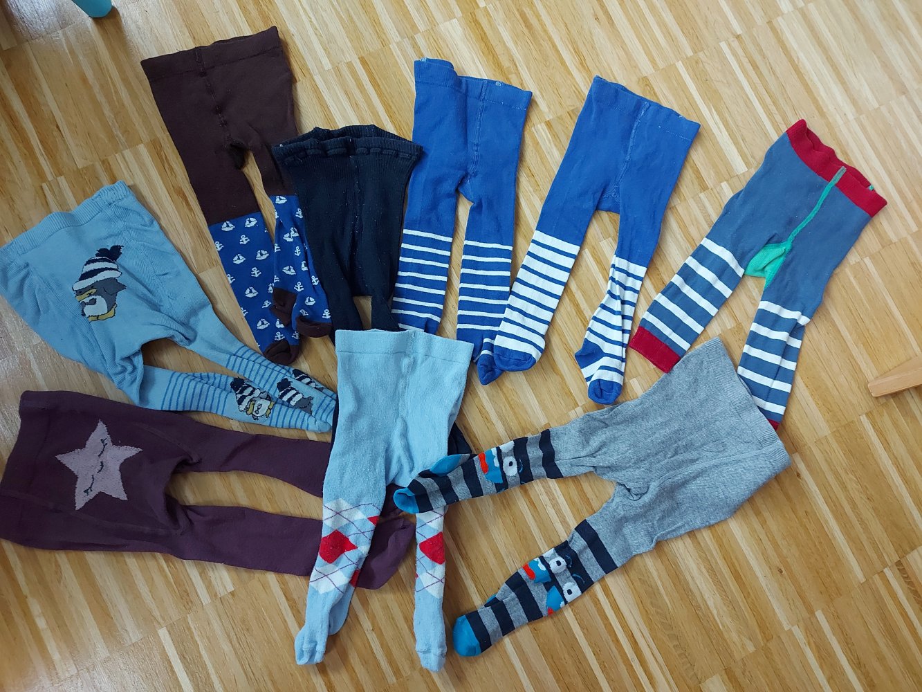 Strumpfhosenset Gr. 62/68 (9 Stück)