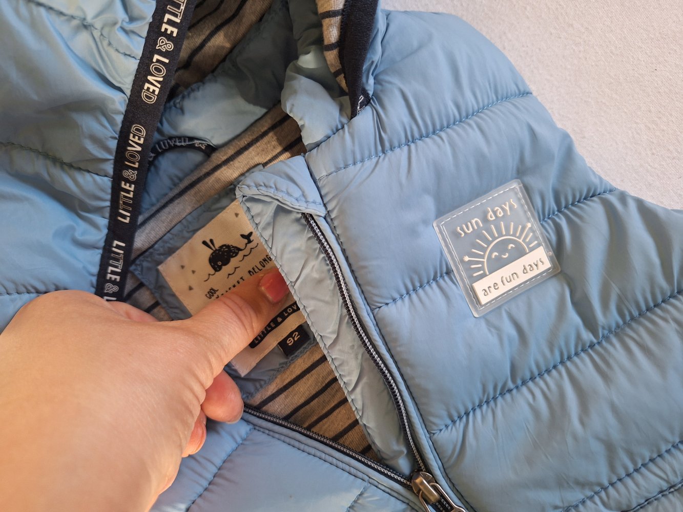 hellblaue Steppweste mit Kapuze und Reißverschluss, Gr. 92 Übergangsjacke