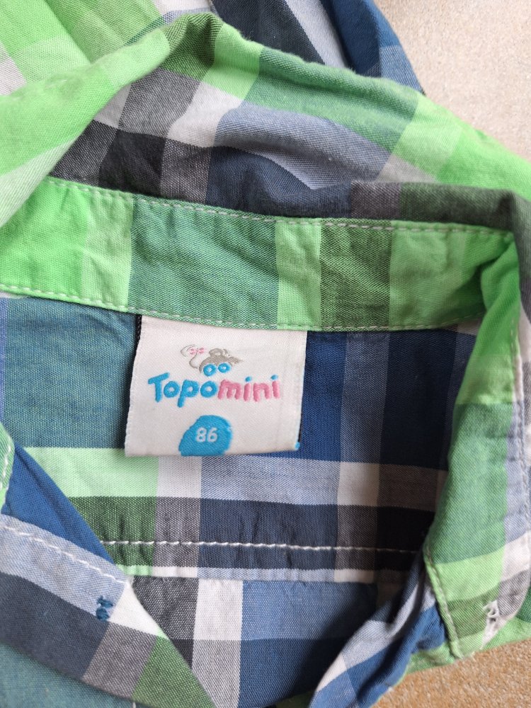grün-blau kariertes Kurzarmhemd, Gr. 86