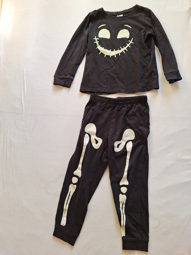 Schwarzer Pyjama mit Leucht-Skelett, Gr. 98/104 glow in the dark