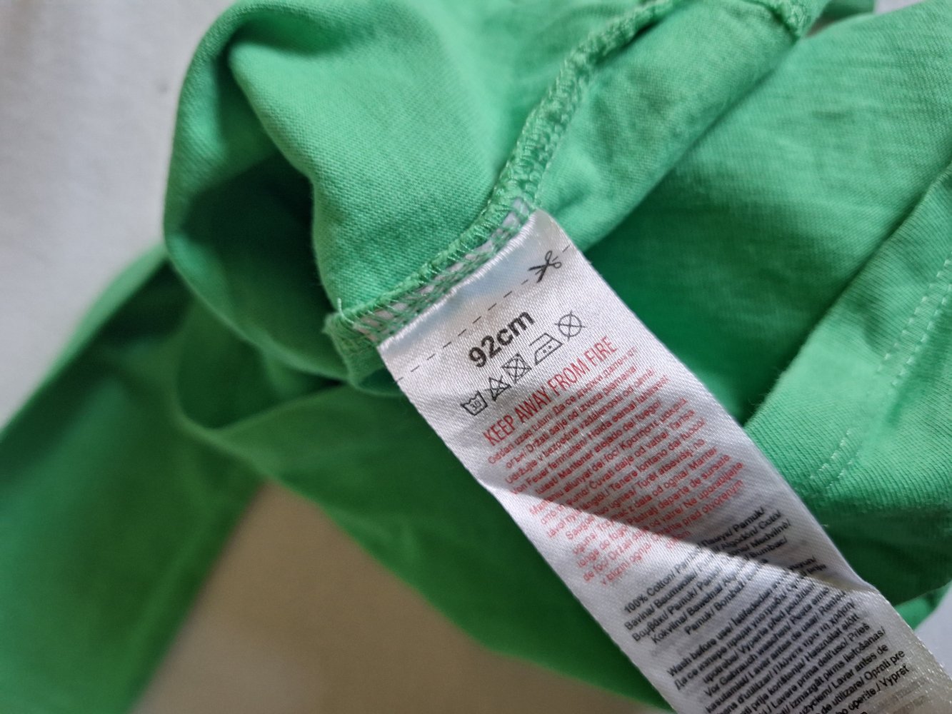 Grünes Longsleeve Sweatshirt Gr. 92 Pullover mit Blume