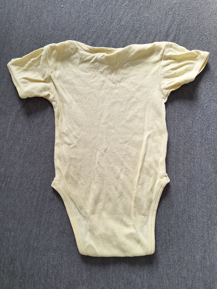 Zitronengelber kurzärmliger Babybody Sommerbody unisex Gr. 74/80