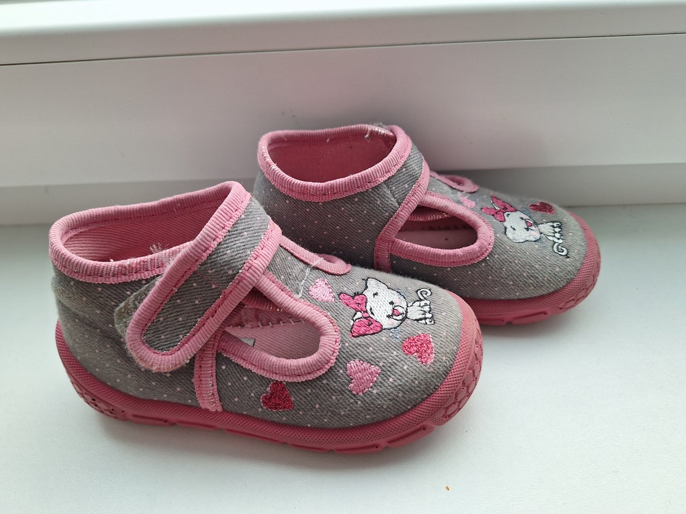 rosa Hausschuhe mit Kätzchen Gr. 20