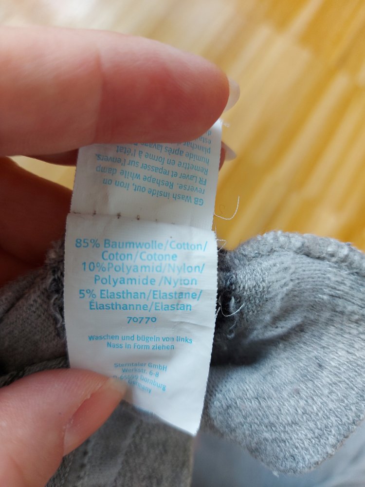 graue Sterntaler-Strumpfhose mit süßem Hosenmuster