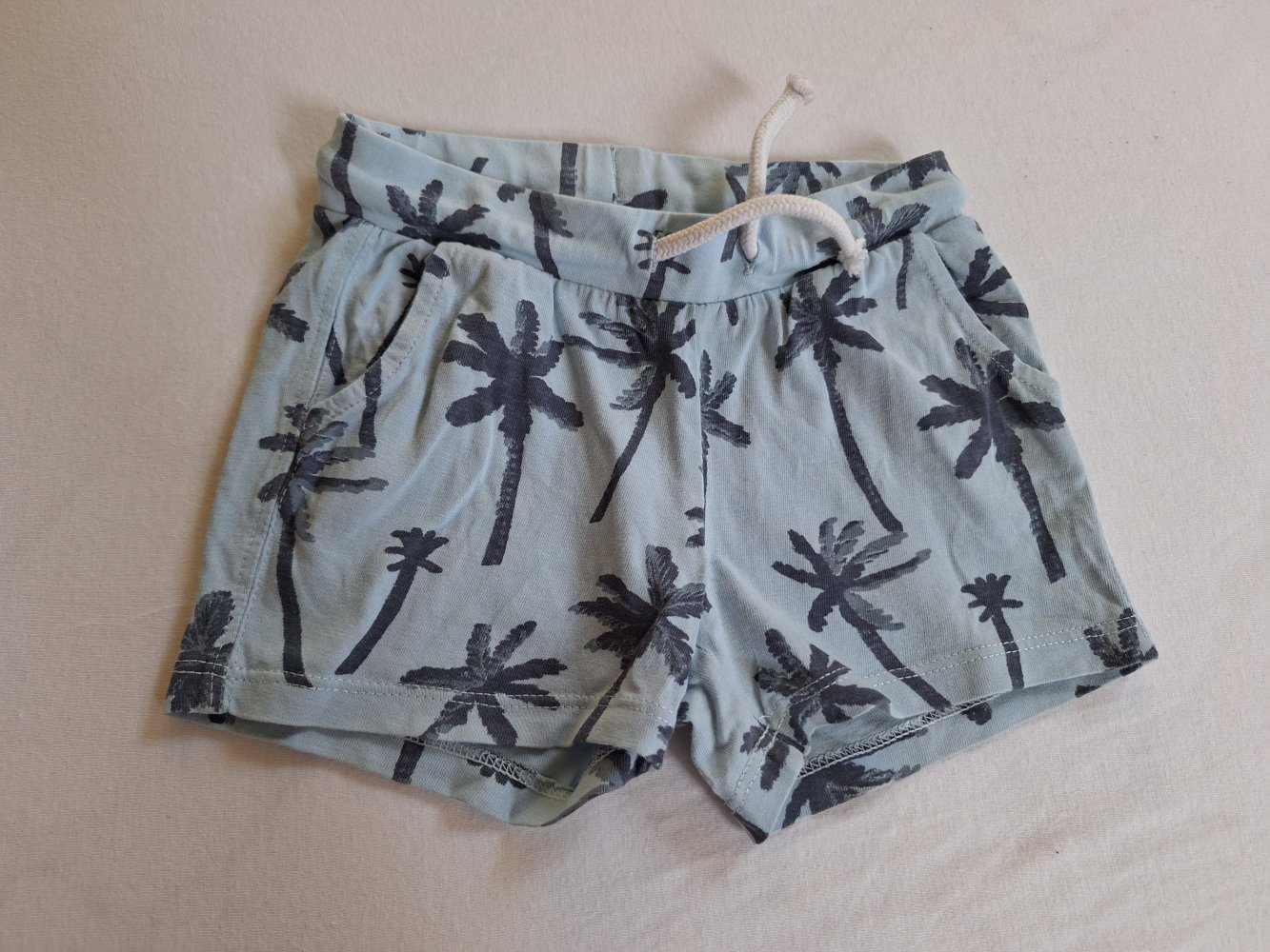 Hellblaue Hose mit Palmen, Gr. 74
