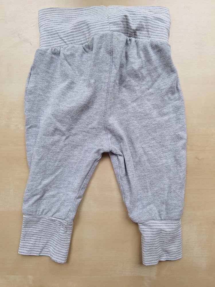 Bequeme graue Pumphose mit breitem Bund, Gr. 62 unisex / geschlechtsneutral