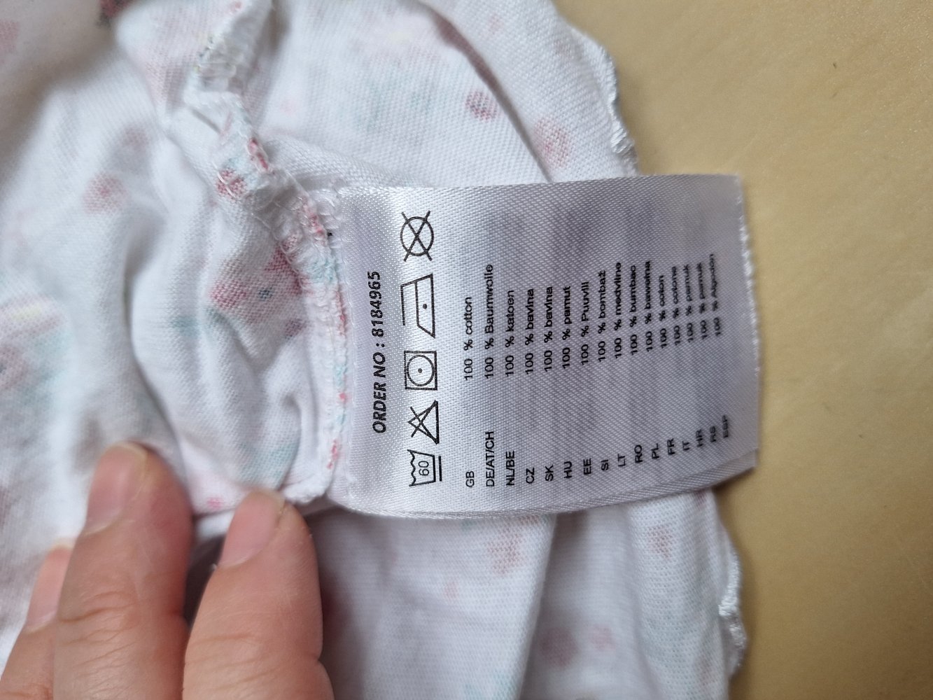 kurzärmlige weiße Tunika mit Bienchen und Blümchen, Gr. 74