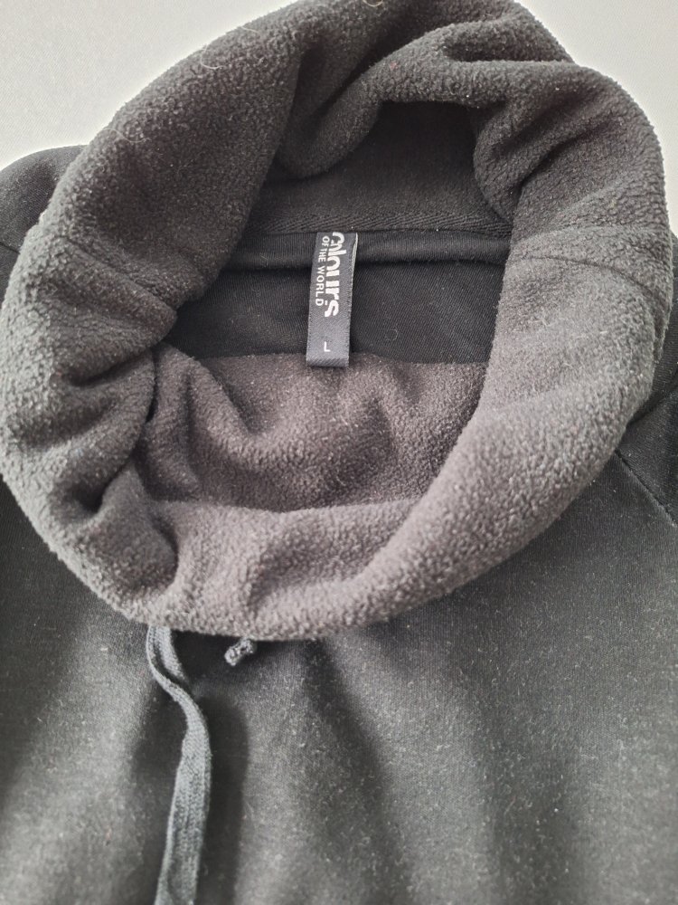 Schwarzer Rolllkragenpullover, Gr. L