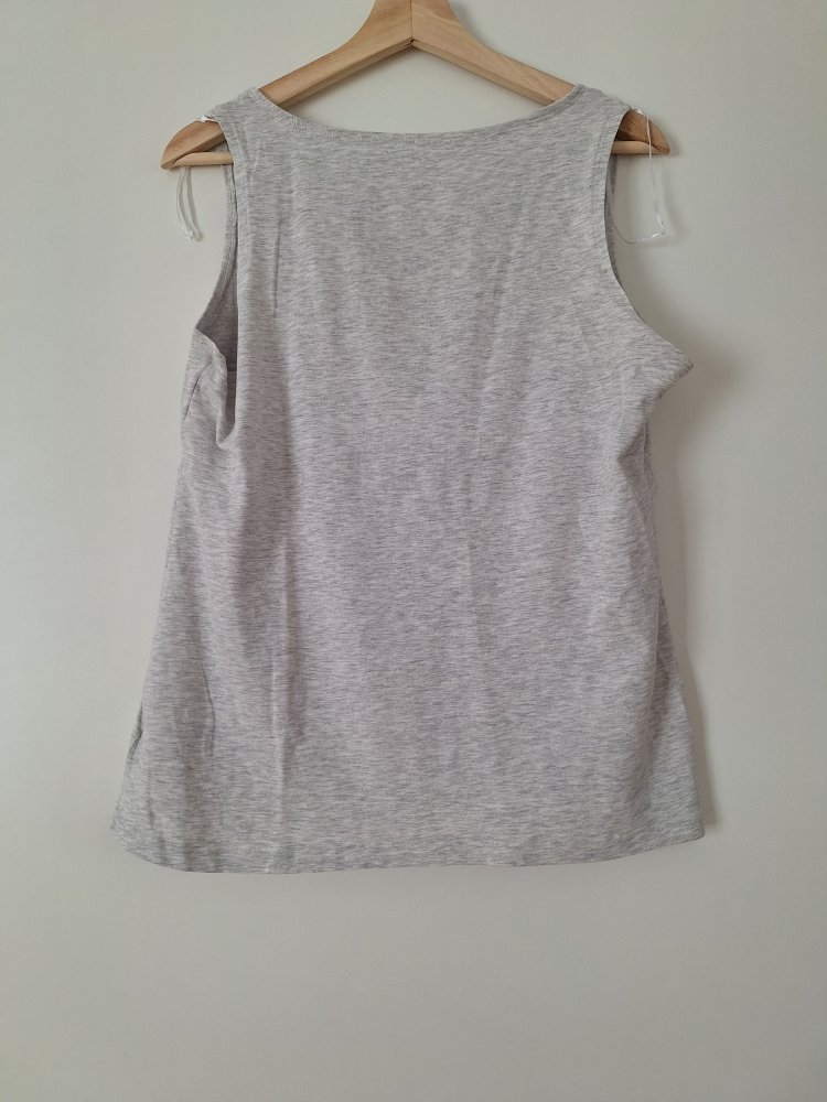 hellgraues Still-Shirt Gr. L before & after