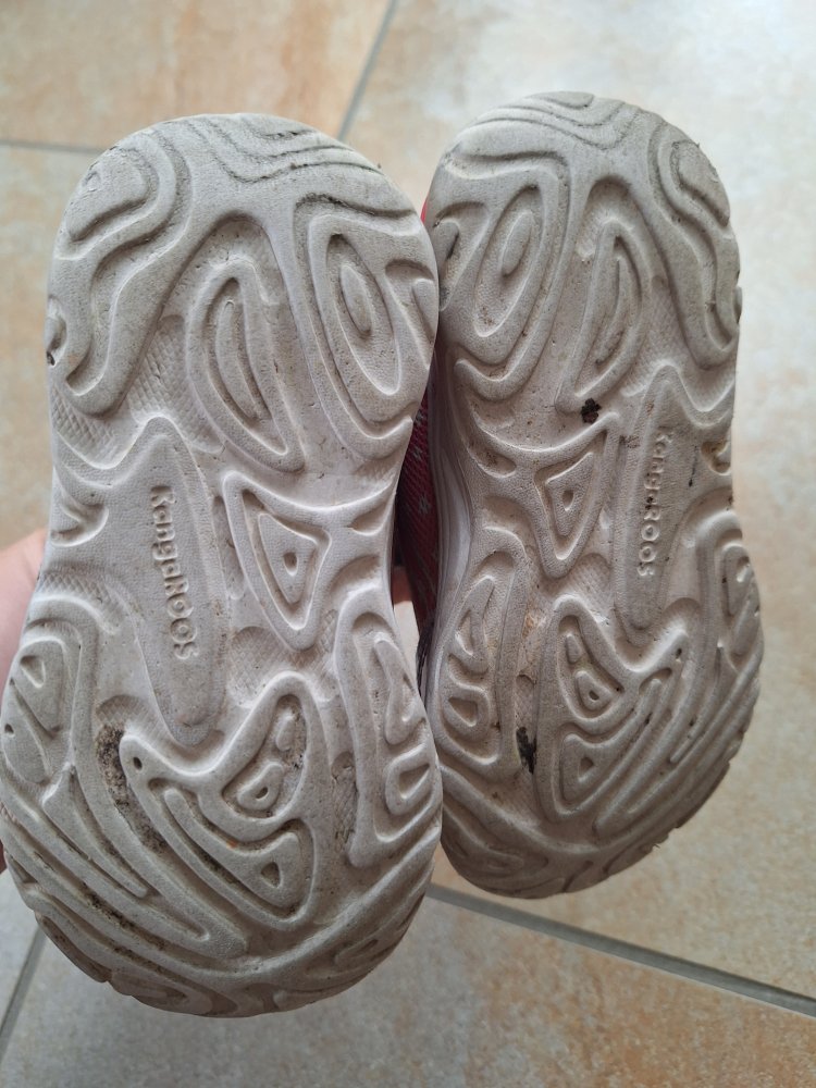 Pink-lila kangaroos Leucht-Sneaker Gr. 23