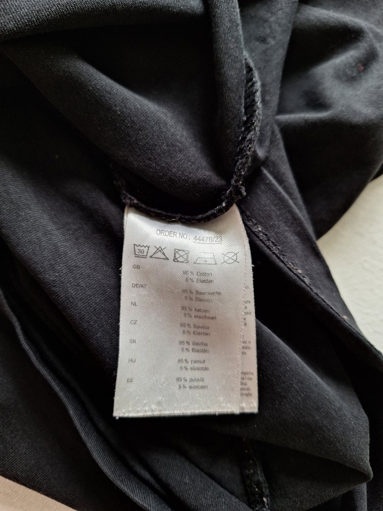 Bequemes schwarzes Tanktop Gr. L