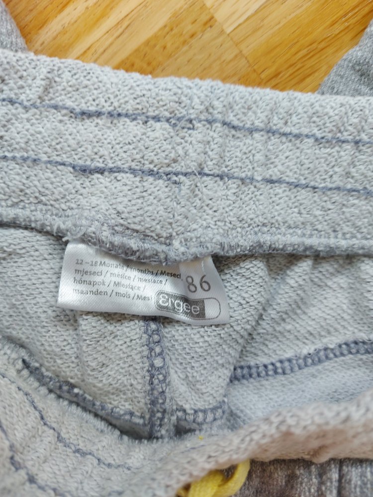 graue Babyjogginghose, Gr. 86 Stoffhose