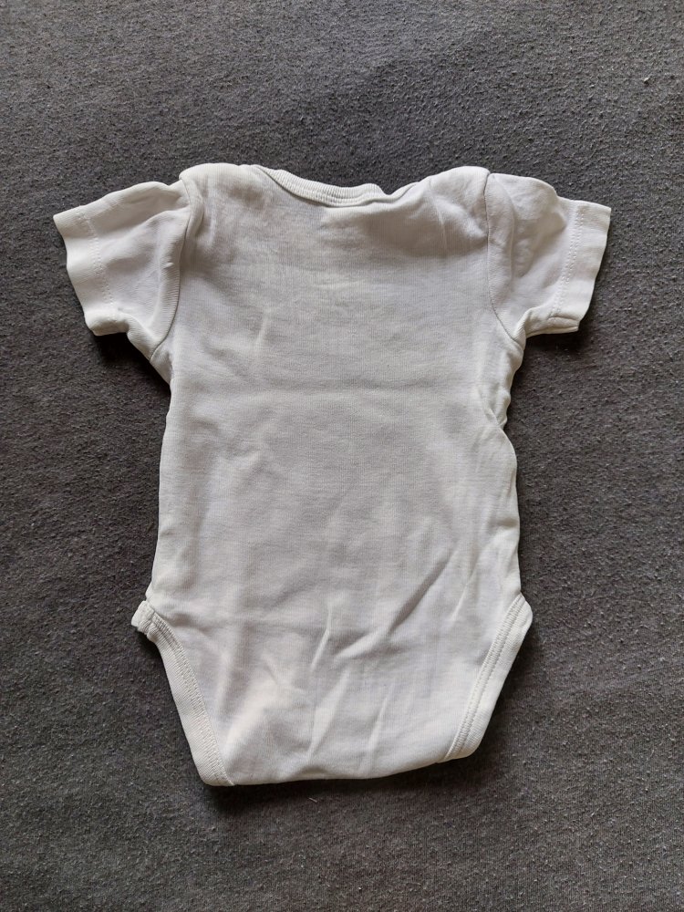 weißer Kurzarmbody mit Hundemotiv Gr. 56 