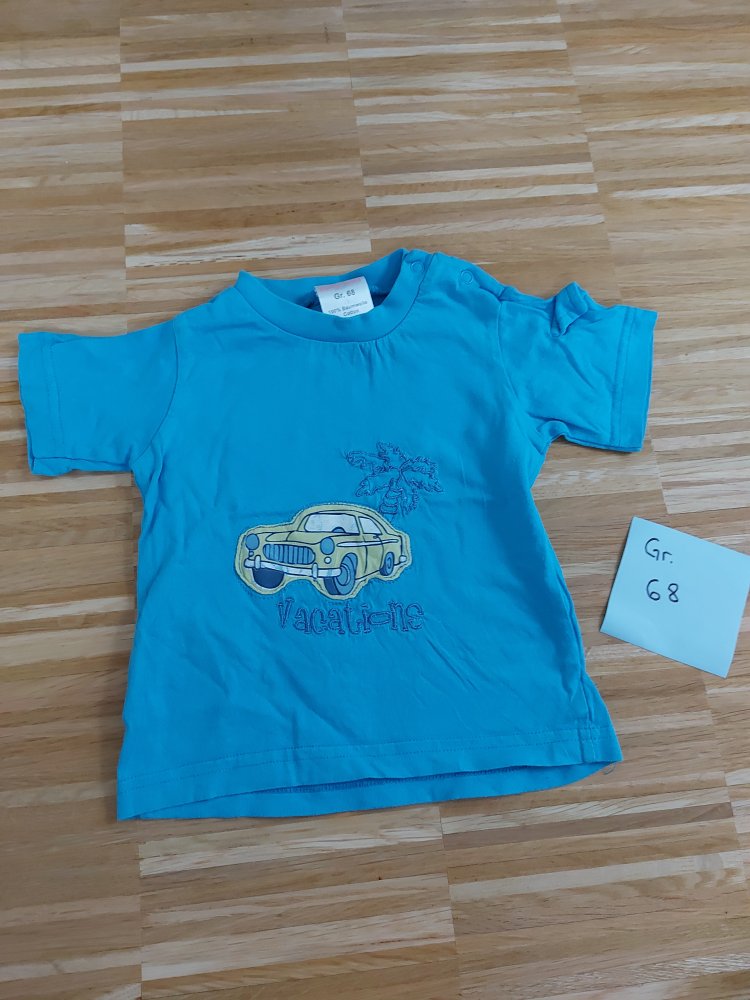 kurzärmliges blaues T-Shirt mit Auto 