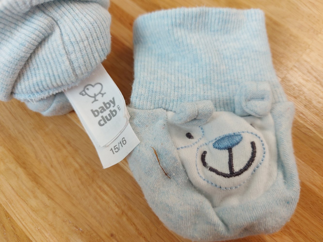 hellblaue Babyschühchen/-söckchen mit Hundemotiv und -öhrchen Gr. 15/16