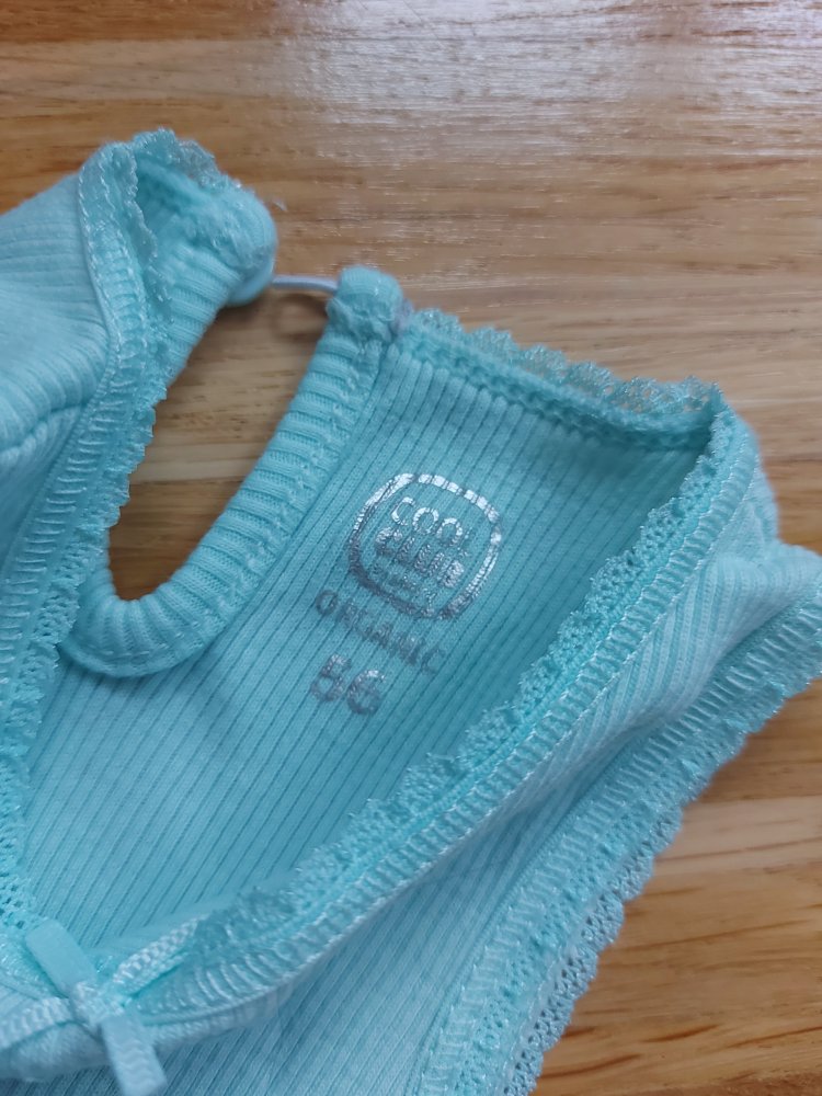 türkiser ärmelloser Body bzw. Kurzarmbody Gr. 56