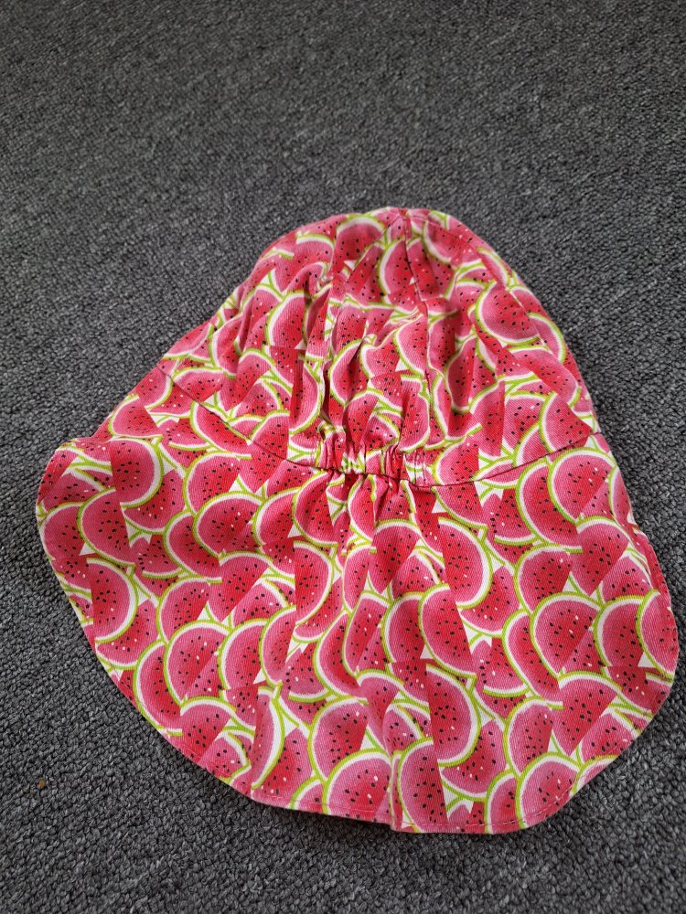 niedlicher Sommerhut mit Melonen für Babys mit Nackenkrempe, Gr. 50/51