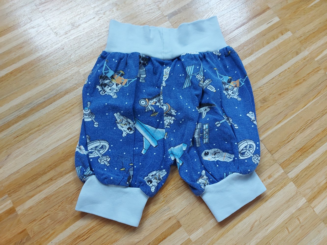 blaue Raumfahrt-Babyhose mit breitem Bund (Fasching/Karneval) Pumphose