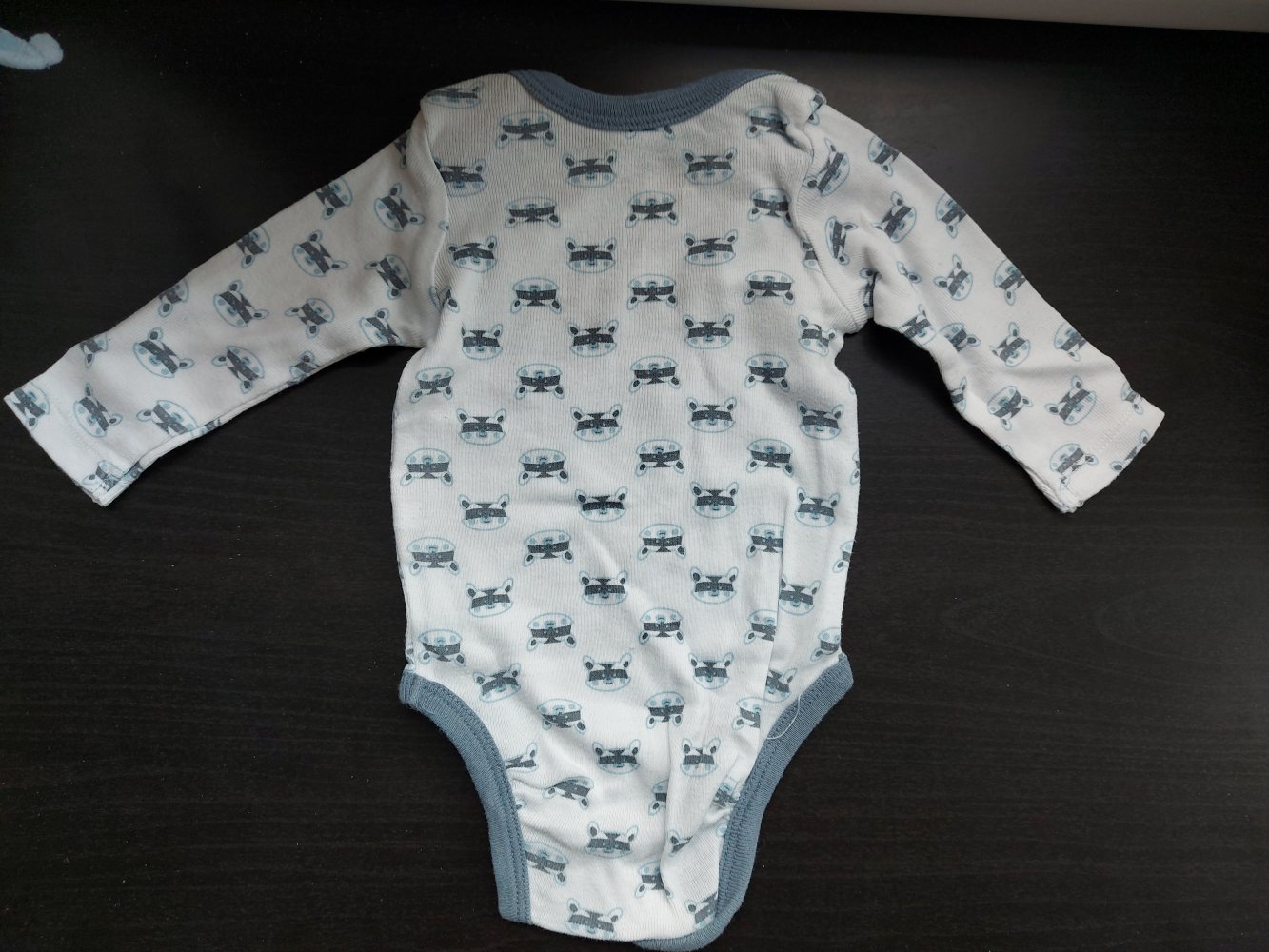 Weiß-blauer kuniboo Langarmbody Gr. 50/56