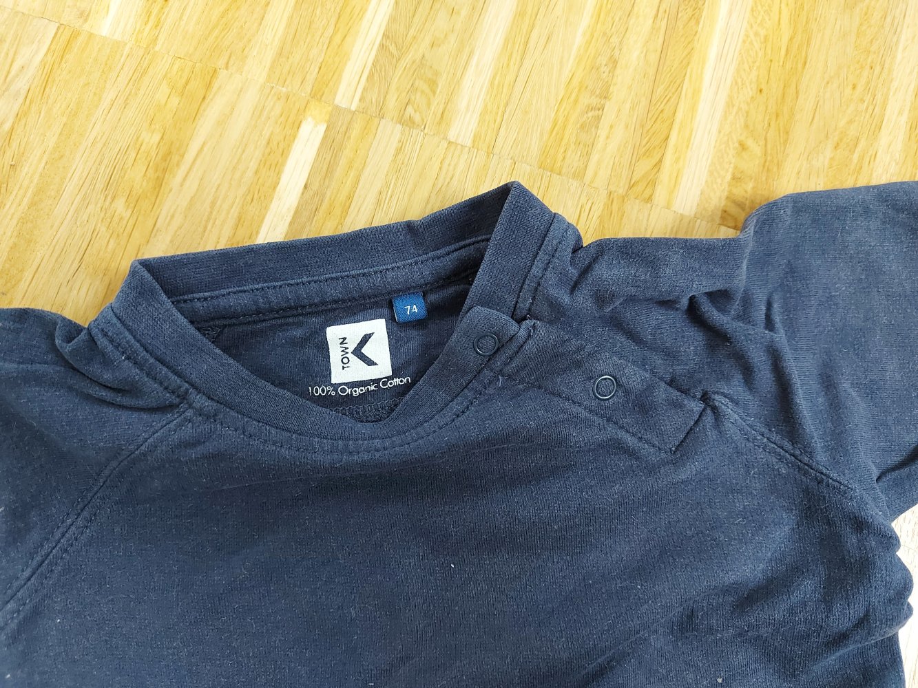 langärmliger dunkelblauer Babypullover mit Hubschraubermotiv Gr. 74 Longsleeve