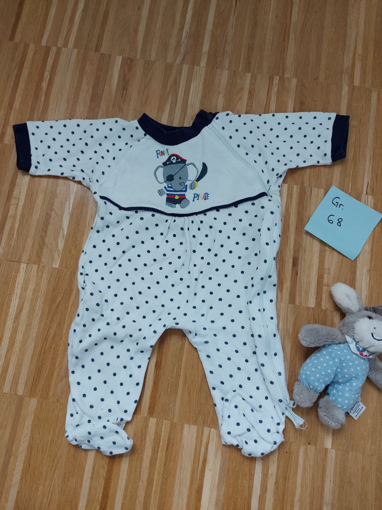 weißer Babyschlafanzug mit blauen Punkten und Piratenelefant Gr. 68