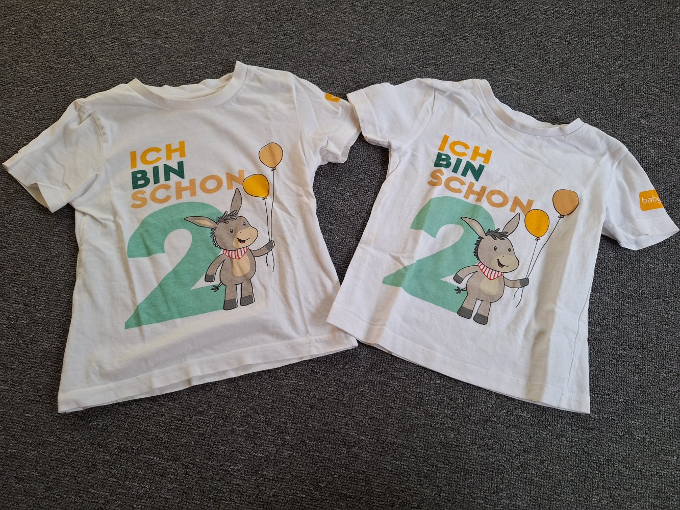 Zwillingsset Ich bin schon 2 T-Shirts 98 / 104