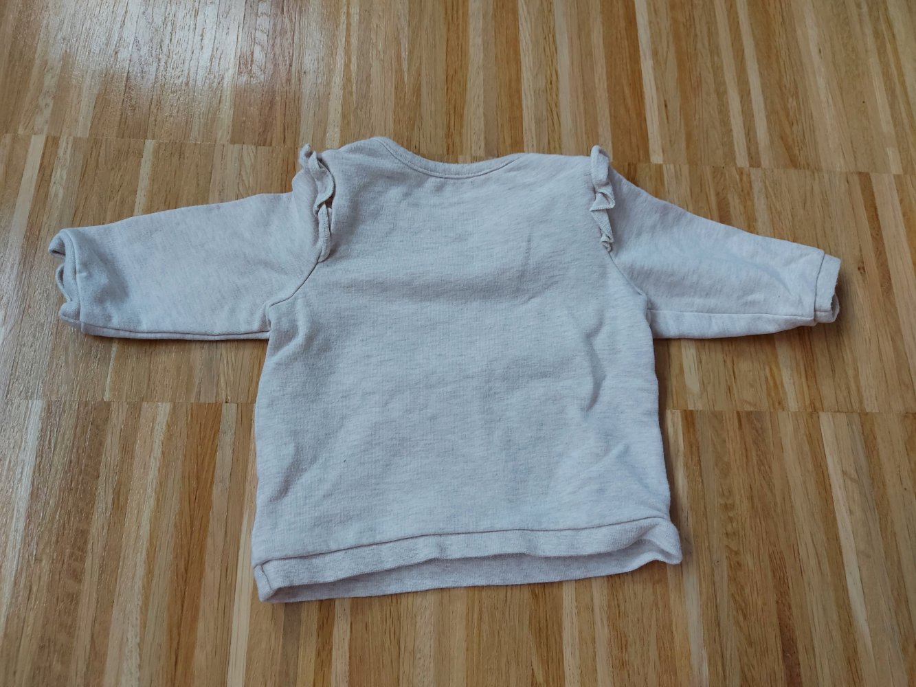 langärmliger cremebeiger Babypullover mit Bambimotiv dear one Gr. 56