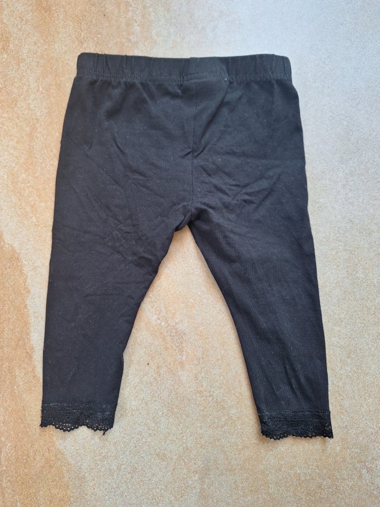 Schwarze Leggings mit Spitze, Gr. 98