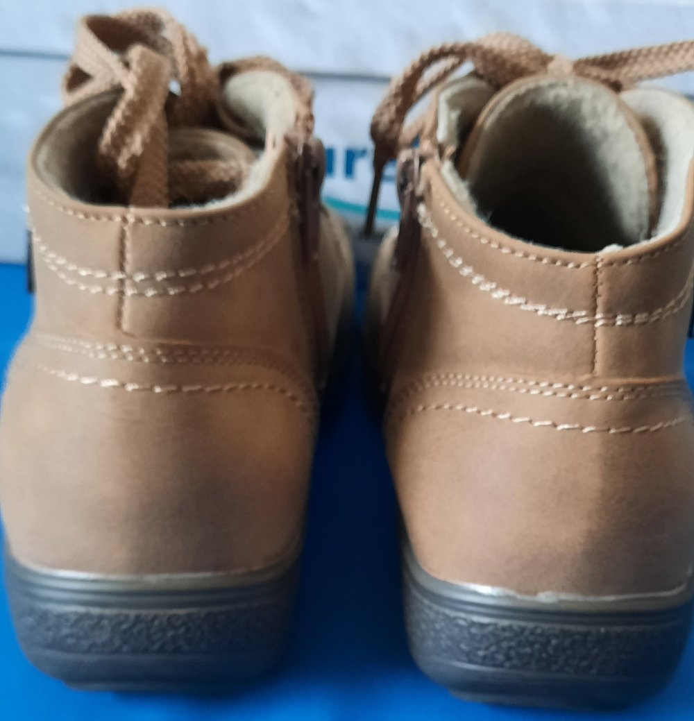 Schuhe - Naturella - Gr. 37