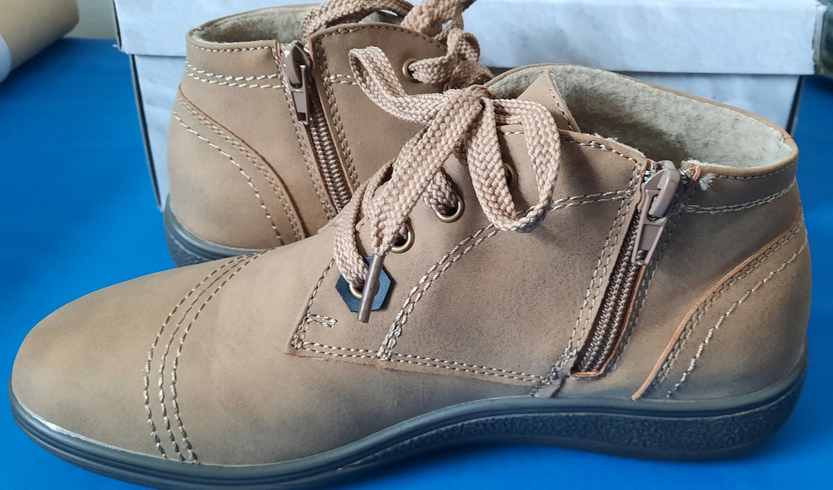 Schuhe - Naturella - Gr. 37