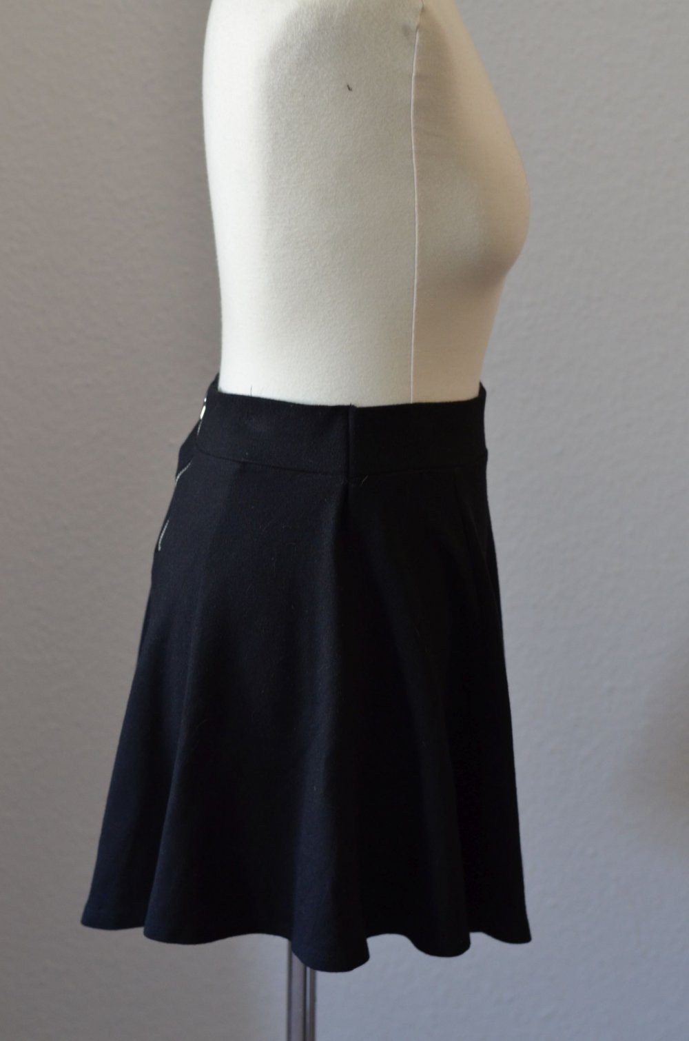 schwarzer Skaterrock H&M