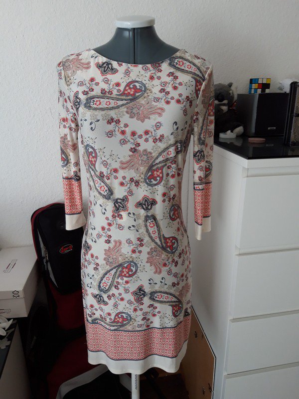 Sehr schönes Kleid von Atmosphere