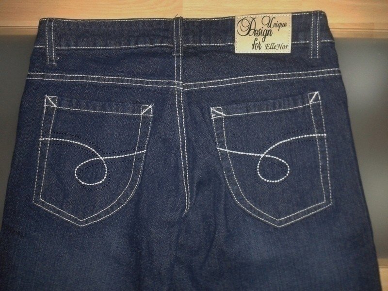 Sehr schöne Jeans - Hose mit höherem Bund Wie Neu!