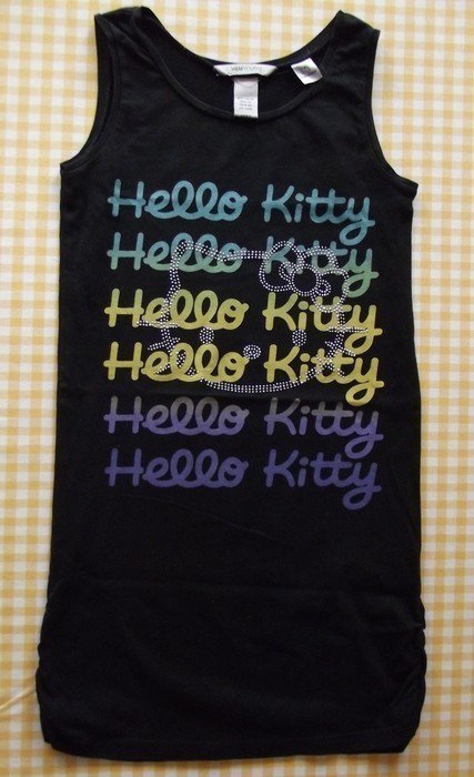 Schönes Hello Kitty Kleid 