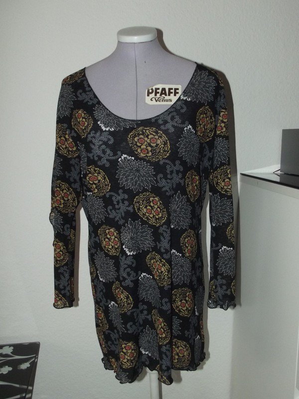 Sehr schönes Shirt/ Hängerchen